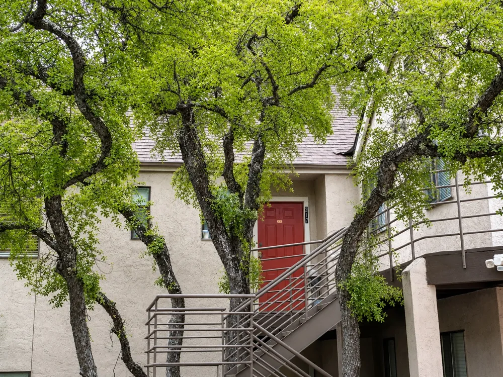 6810 Deatonhill Drive #217 Austin, TX 78745