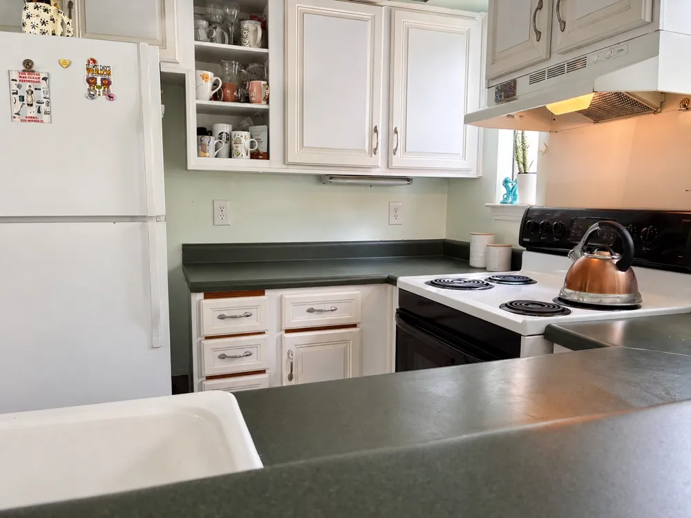 6810 Deatonhill Drive #217 Austin, TX 78745