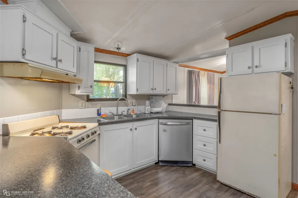1201 Gray Lake Drive Haughton, LA 71067