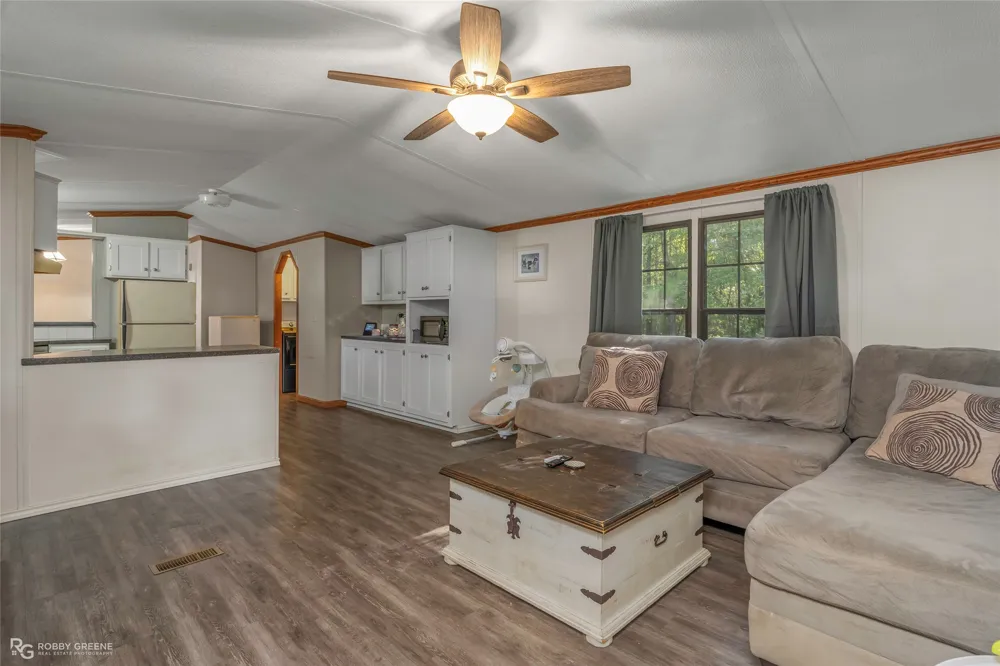 1201 Gray Lake Drive Haughton, LA 71067