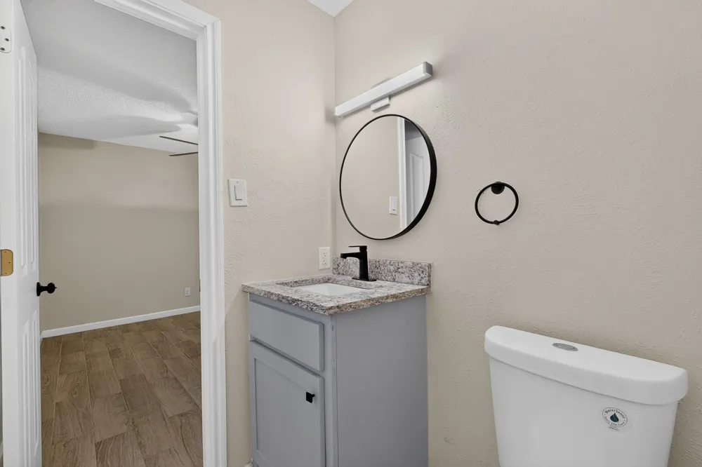 2441 Lakeshore Drive Grand Prairie, TX 75051