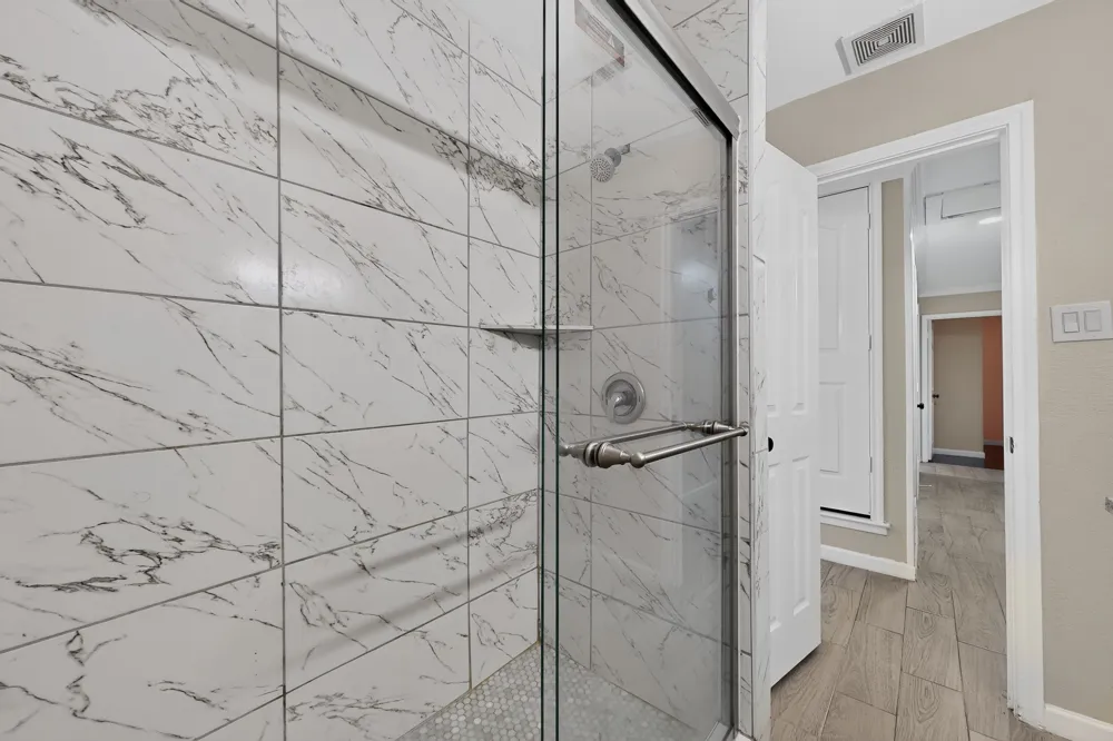 2441 Lakeshore Drive Grand Prairie, TX 75051
