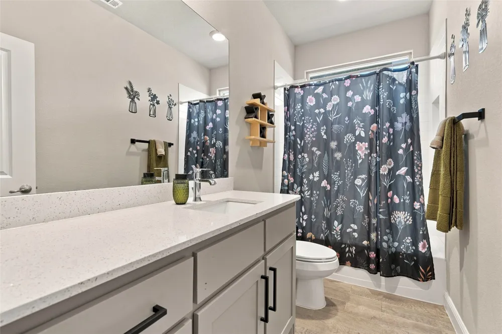 1129 Blackhorse Trail Fort Worth, TX 76247