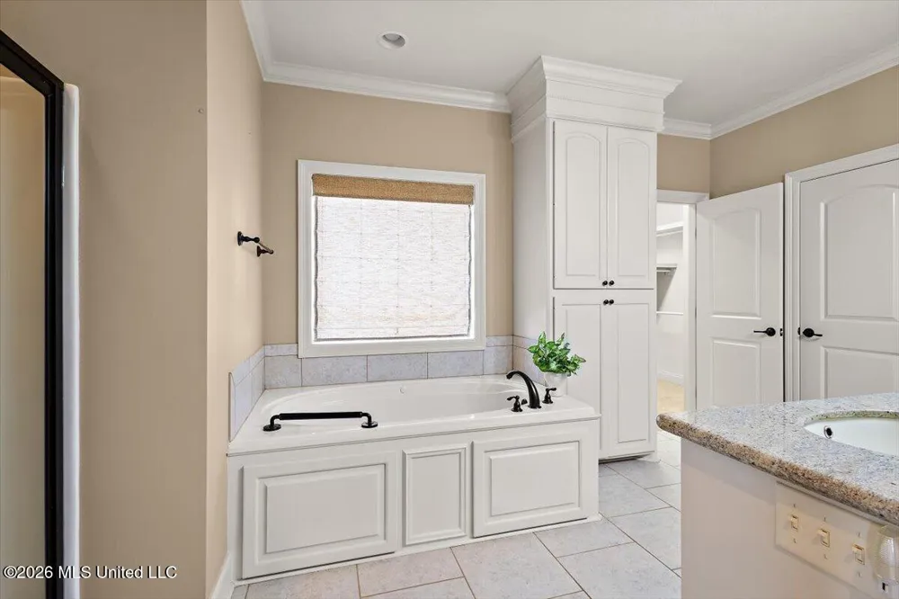 229 Grace Drive Flowood, MS 39232