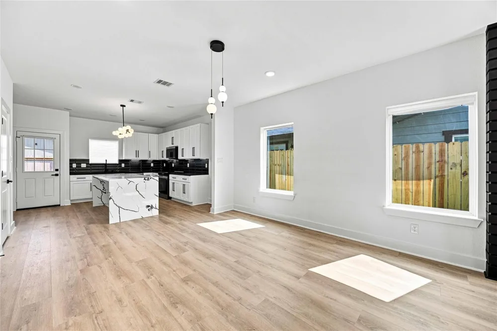 7969 Ritz Street Houston, TX 77028