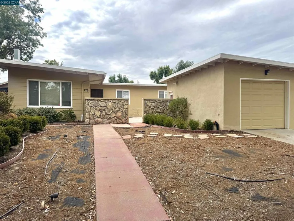 176 Sequoia Dr Pittsburg, CA 94565
