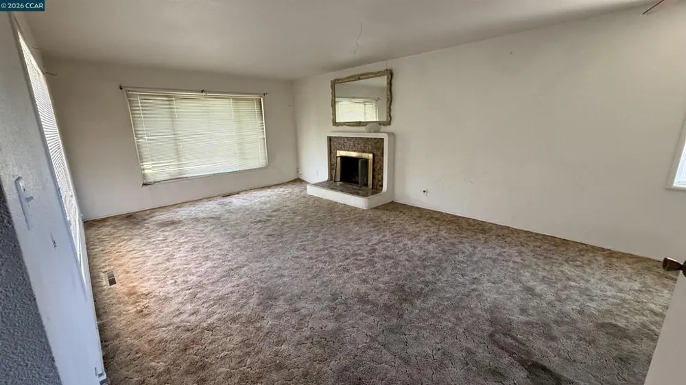 176 Sequoia Dr Pittsburg, CA 94565