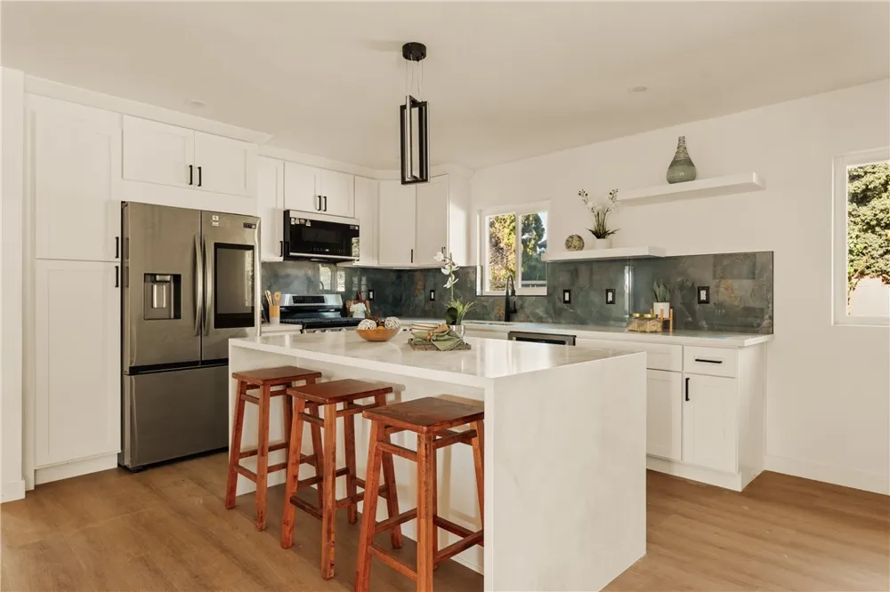 436 Hoover Orange, CA 92867