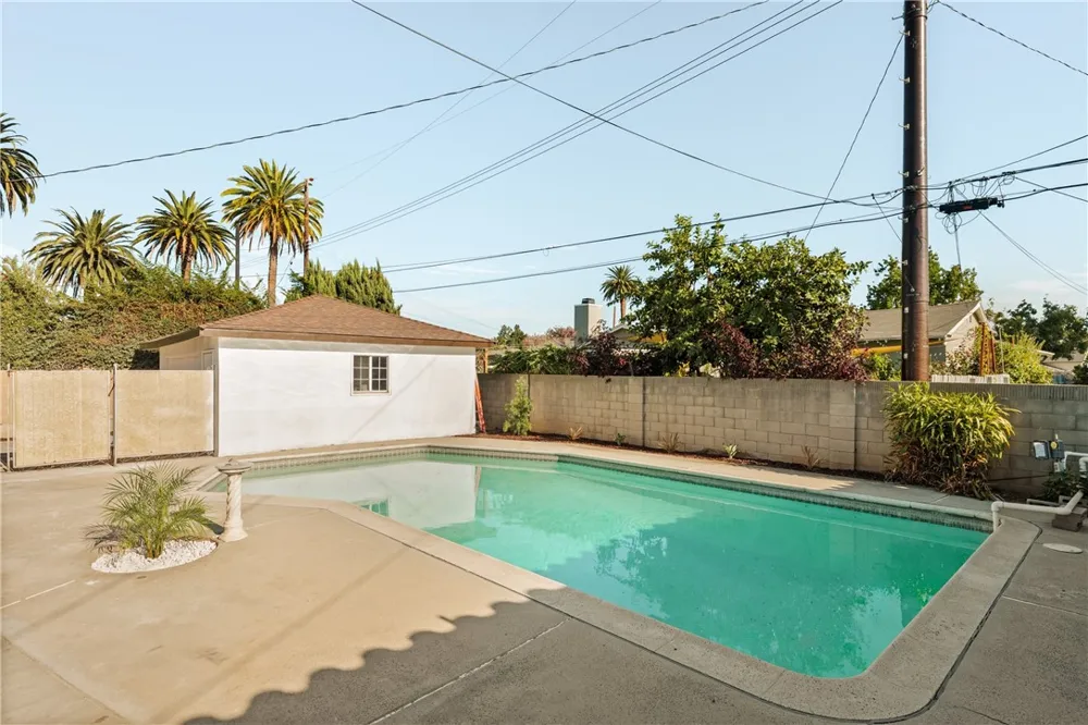 436 Hoover Orange, CA 92867