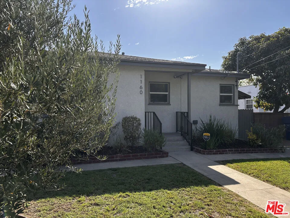 1160 Fries Avenue Wilmington, CA 90744