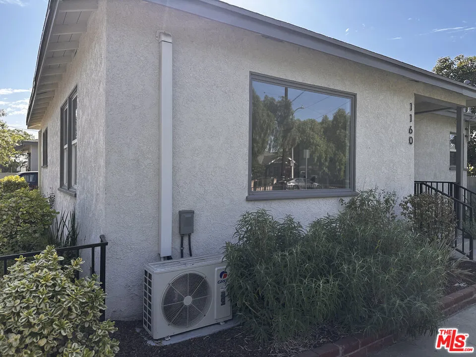 1160 Fries Avenue Wilmington, CA 90744