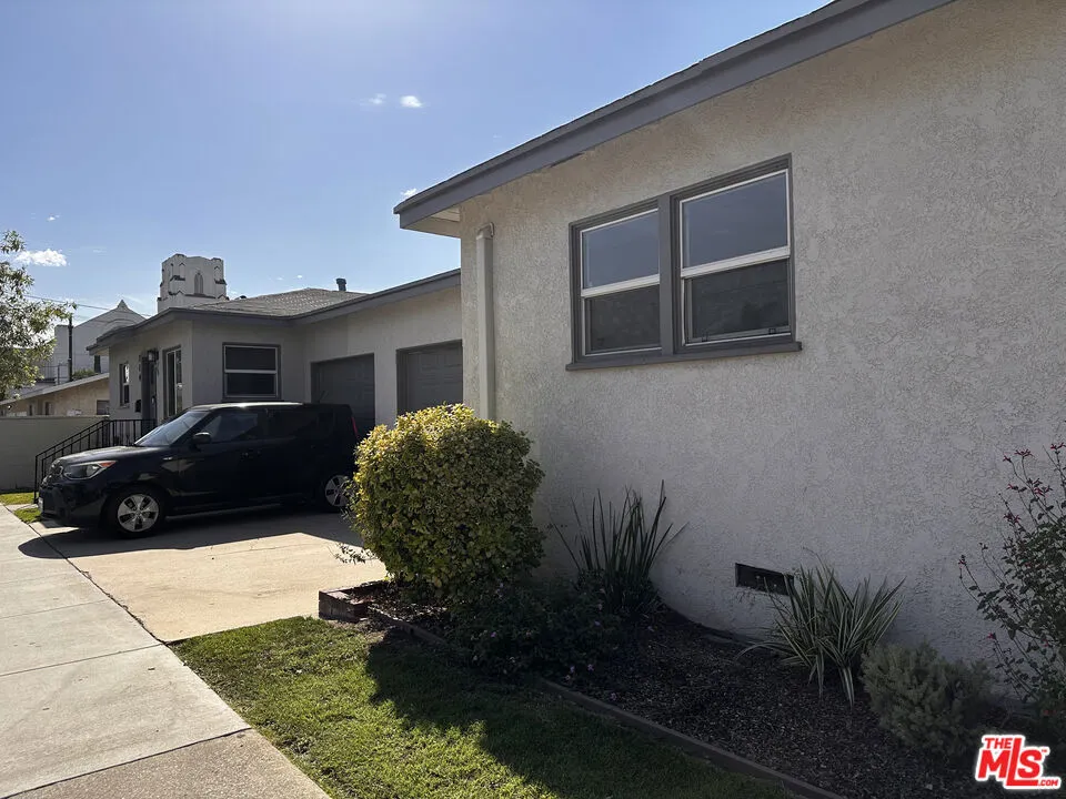 1160 Fries Avenue Wilmington, CA 90744