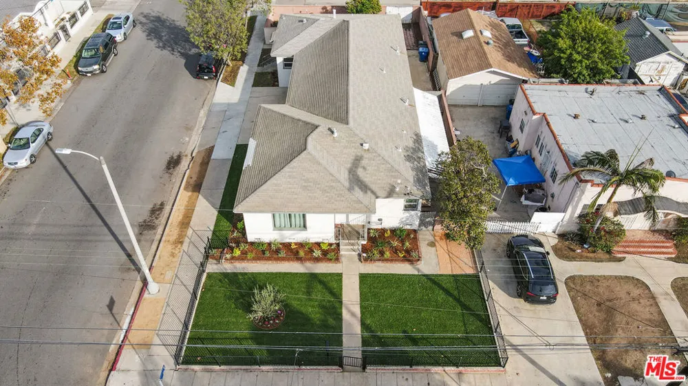 1160 Fries Avenue Wilmington, CA 90744