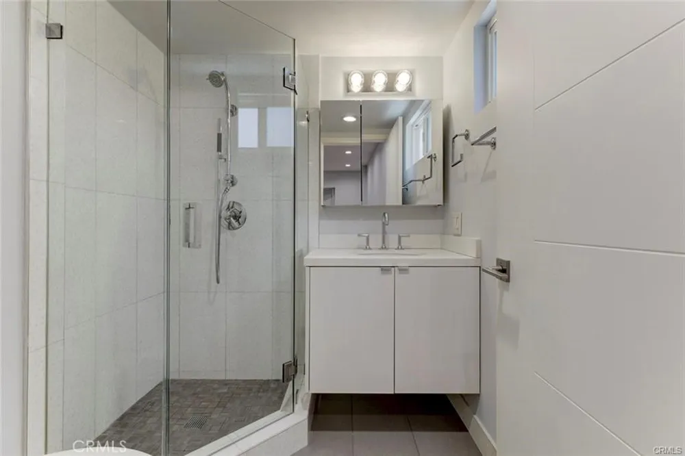 523 E Fairmount Burbank, CA 91501