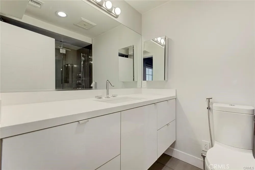 523 E Fairmount Burbank, CA 91501