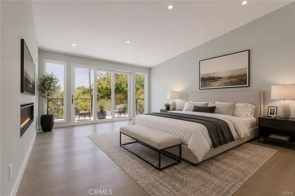 523 E Fairmount Burbank, CA 91501