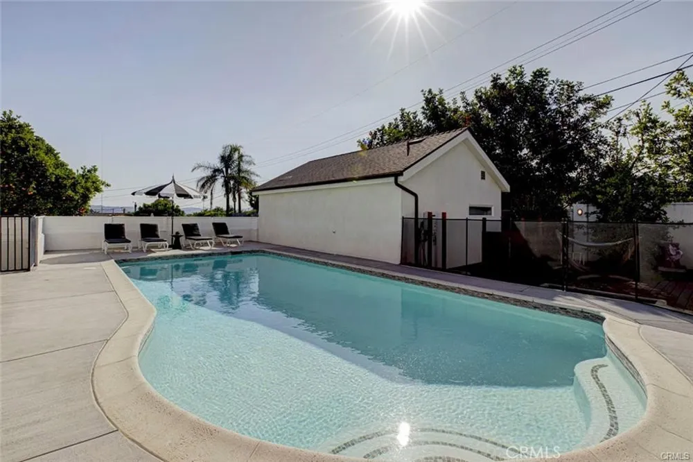 523 E Fairmount Burbank, CA 91501