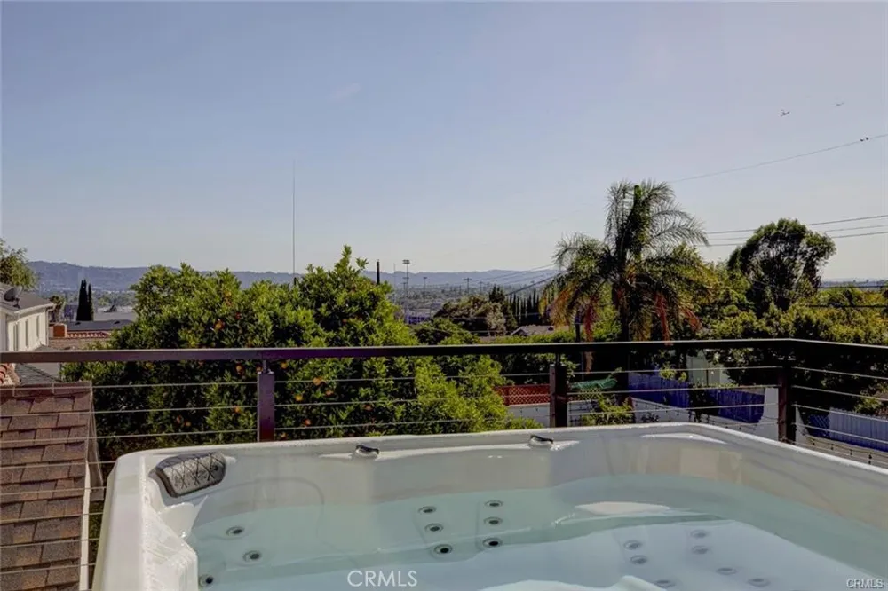 523 E Fairmount Burbank, CA 91501