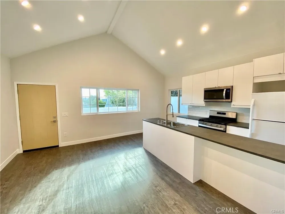523 E Fairmount Burbank, CA 91501