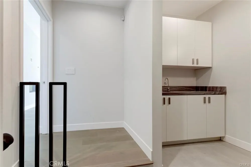 523 E Fairmount Burbank, CA 91501