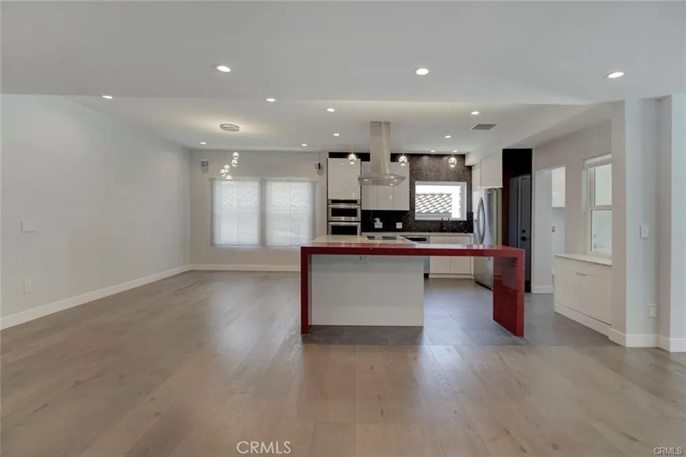 523 E Fairmount Burbank, CA 91501