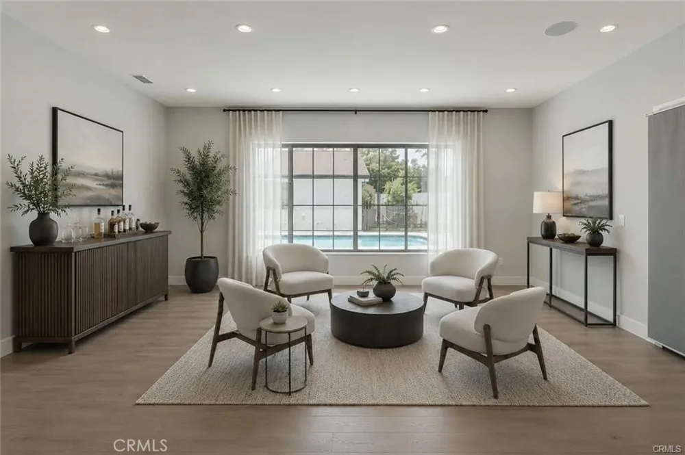 523 E Fairmount Burbank, CA 91501