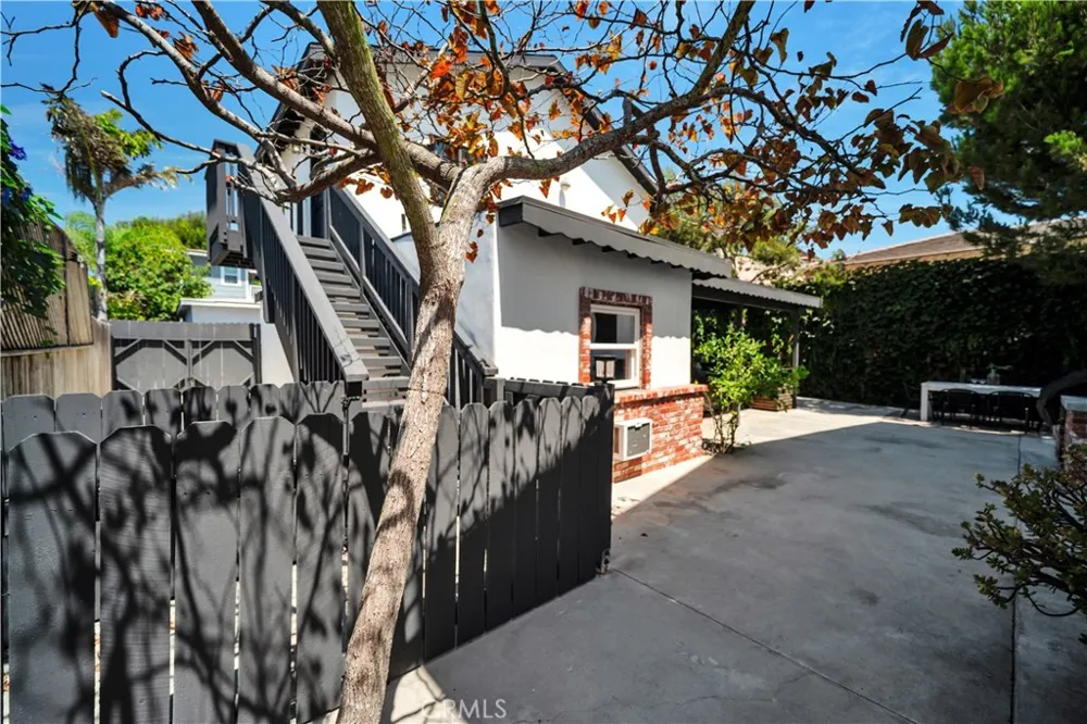526 W 40th San Pedro, CA 90731