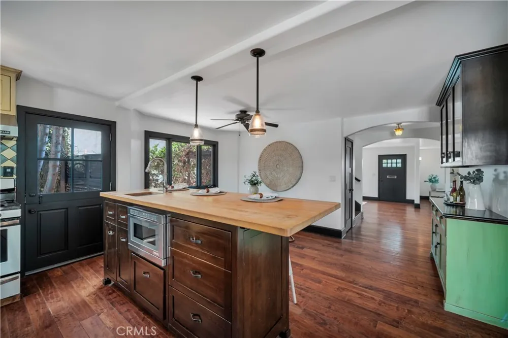 526 W 40th San Pedro, CA 90731