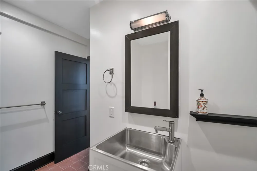 526 W 40th San Pedro, CA 90731