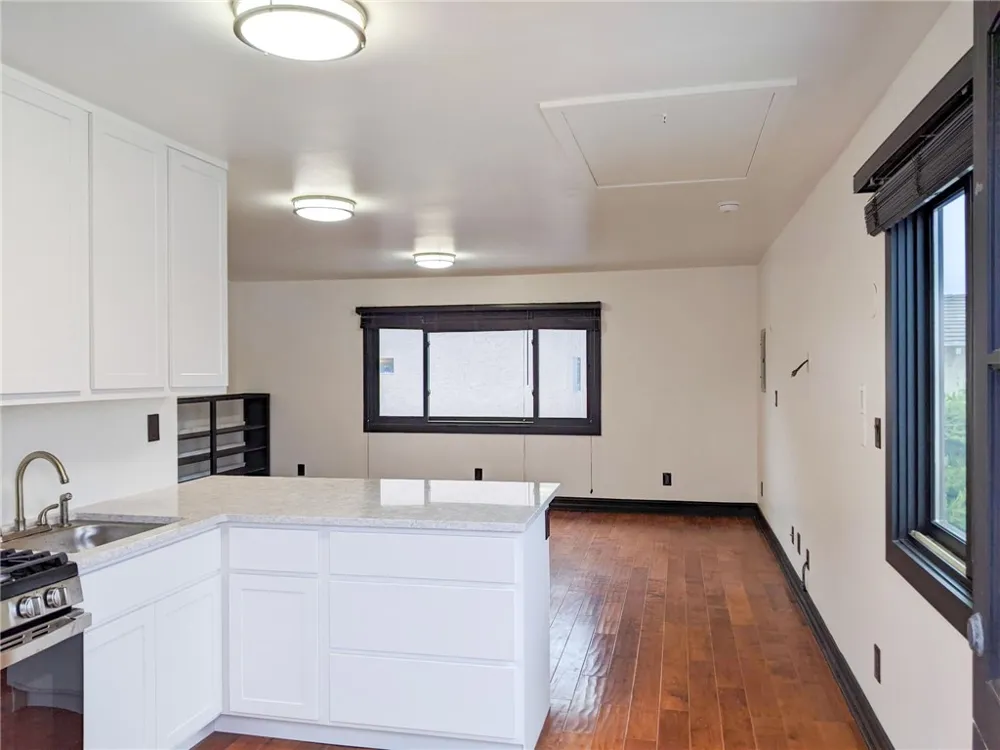 526 W 40th San Pedro, CA 90731