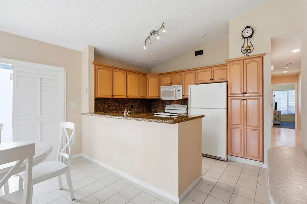 20986 Rustlewood Avenue Boca Raton, FL 33428