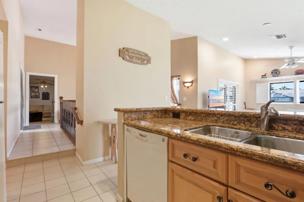 20986 Rustlewood Avenue Boca Raton, FL 33428