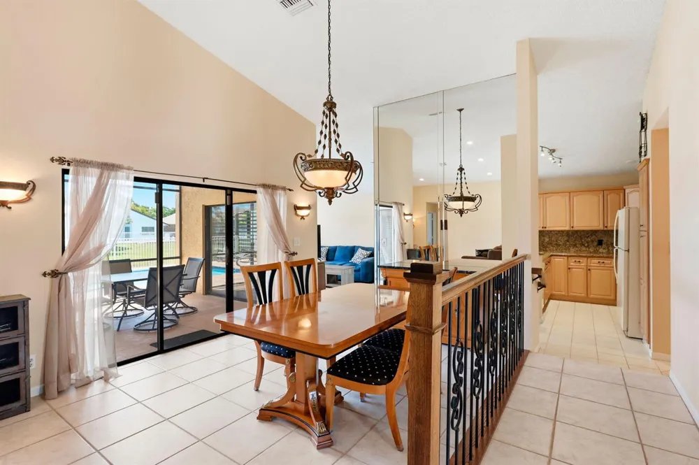 20986 Rustlewood Avenue Boca Raton, FL 33428