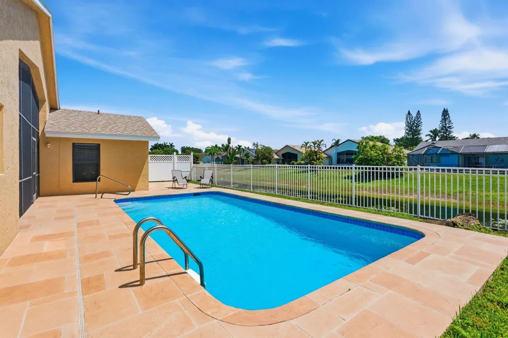20986 Rustlewood Avenue Boca Raton, FL 33428
