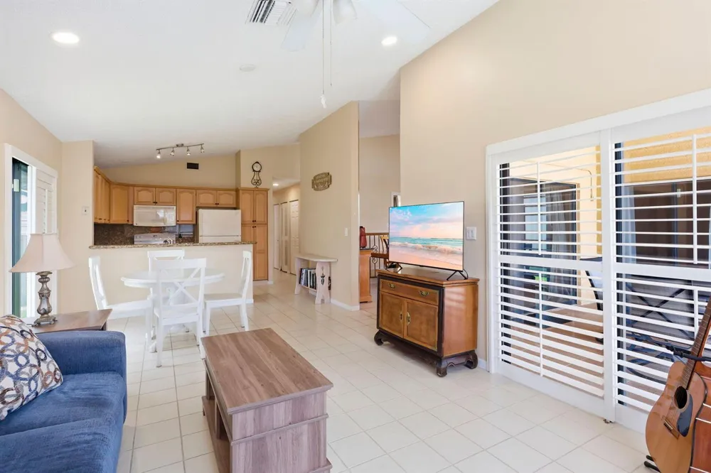 20986 Rustlewood Avenue Boca Raton, FL 33428