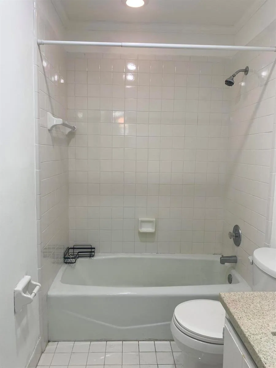 3951 NE 18th Avenue #1502 Pompano Beach, FL 33064