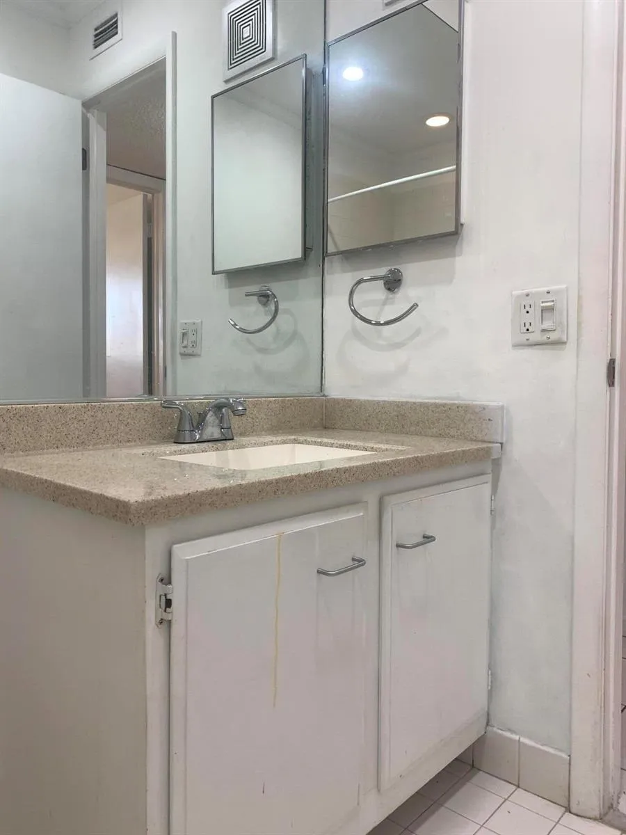 3951 NE 18th Avenue #1502 Pompano Beach, FL 33064