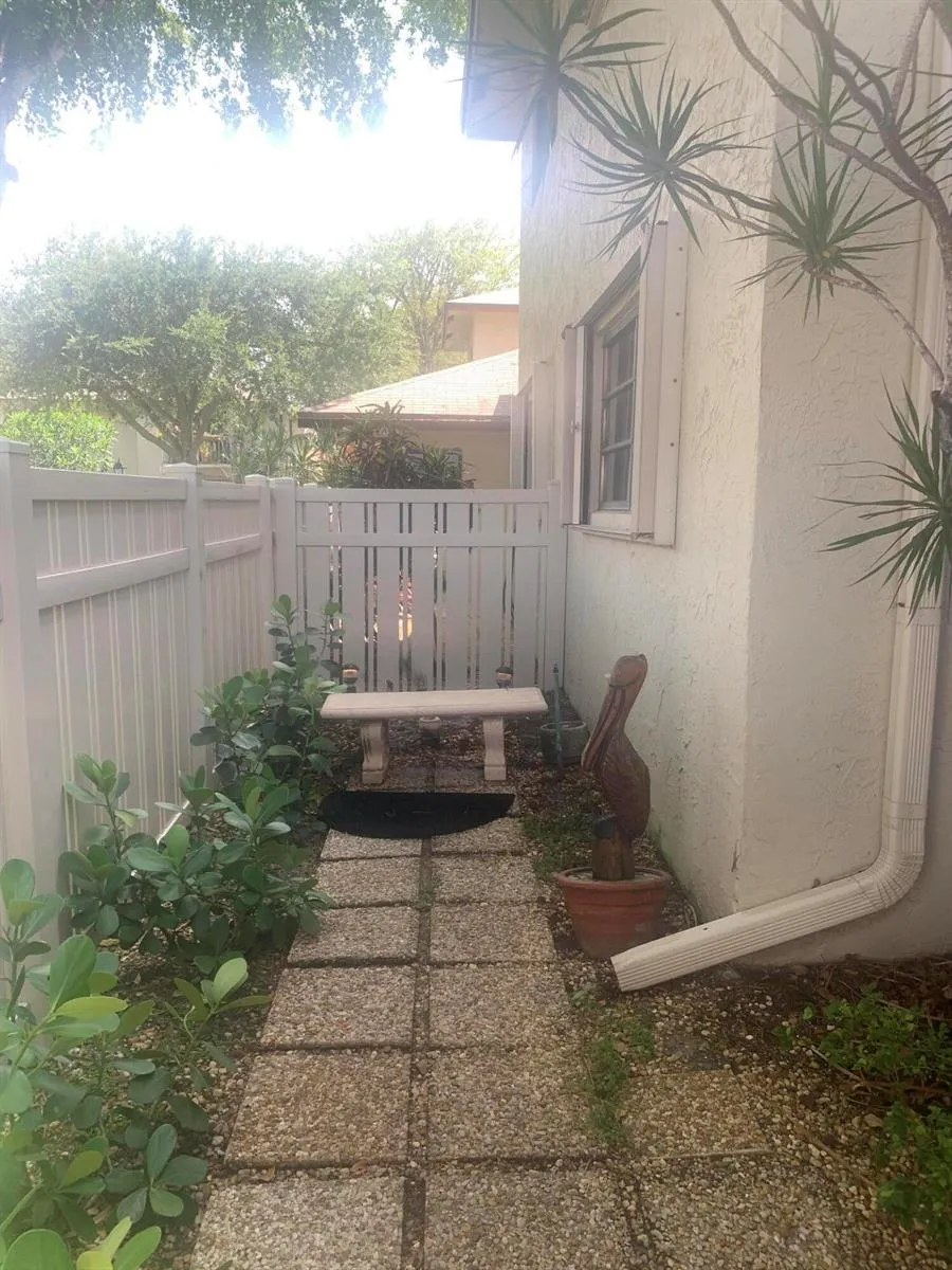 3951 NE 18th Avenue #1502 Pompano Beach, FL 33064
