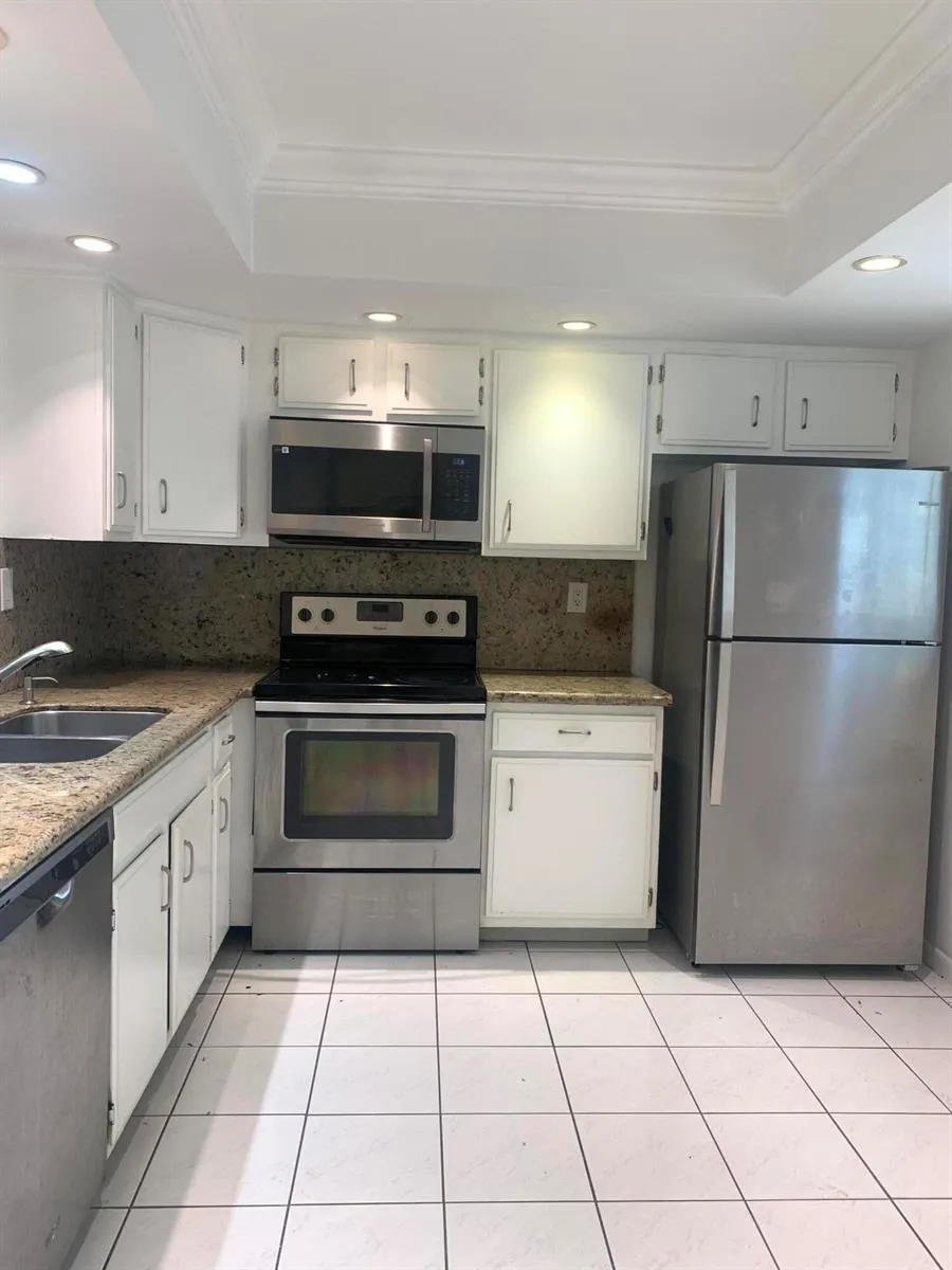 3951 NE 18th Avenue #1502 Pompano Beach, FL 33064