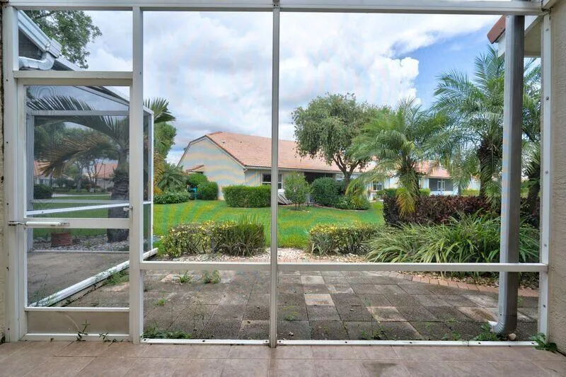 6183 FLORAL LAKES DRIVE Delray Beach, FL 33484