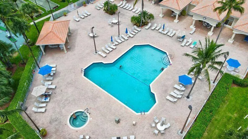 6183 FLORAL LAKES DRIVE Delray Beach, FL 33484