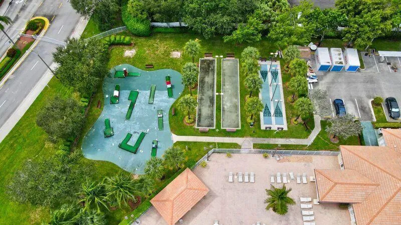 6183 FLORAL LAKES DRIVE Delray Beach, FL 33484