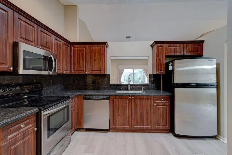 6183 FLORAL LAKES DRIVE Delray Beach, FL 33484
