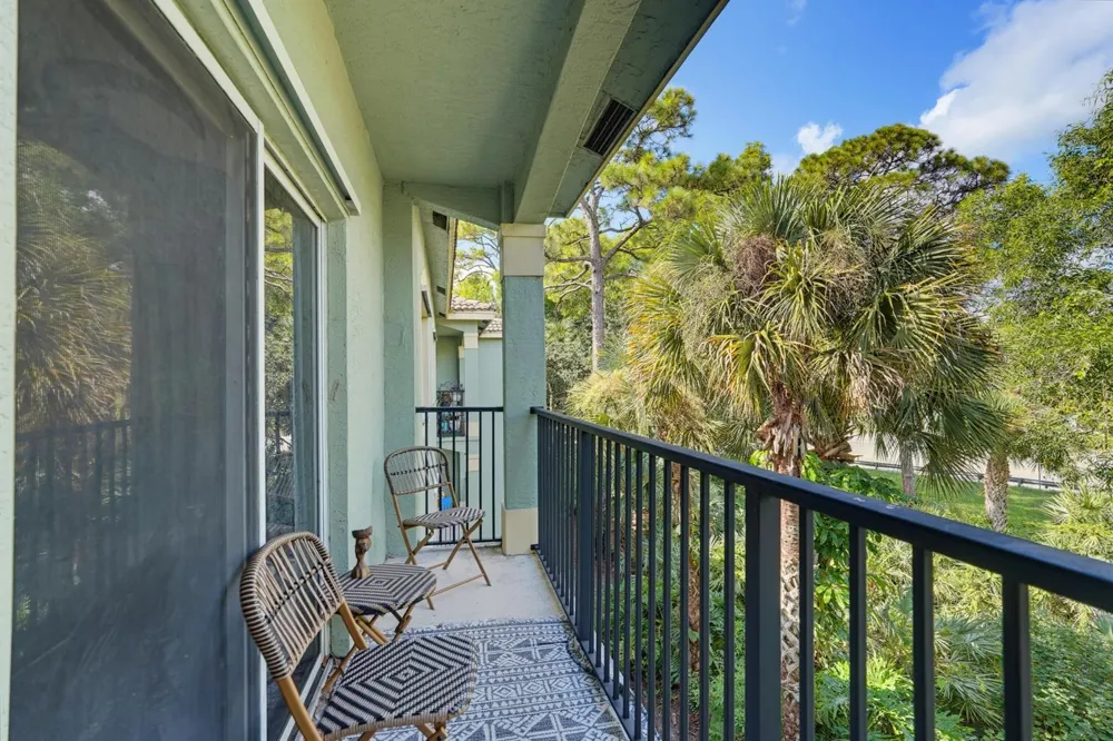 350 CRESTWOOD CIRCLE #306 Royal Palm Beach, FL 33411