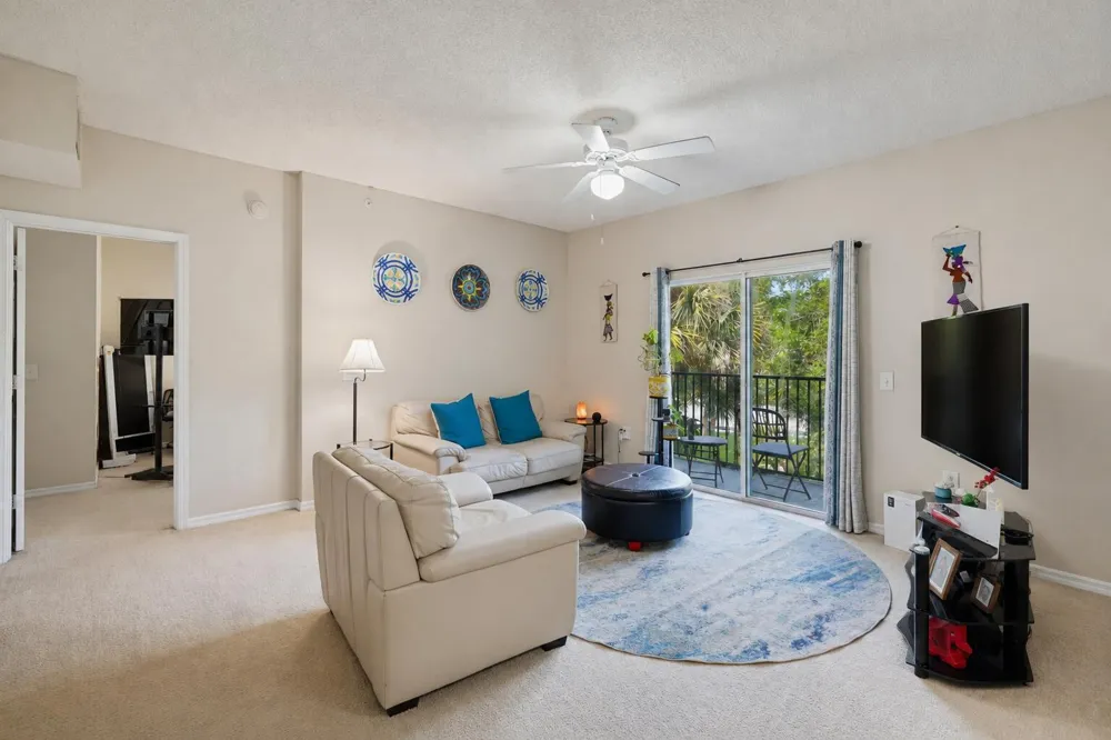 350 CRESTWOOD CIRCLE #306 Royal Palm Beach, FL 33411