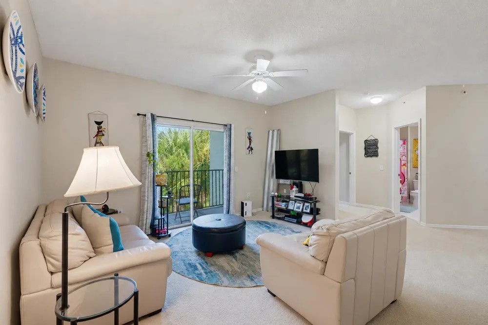 350 CRESTWOOD CIRCLE #306 Royal Palm Beach, FL 33411