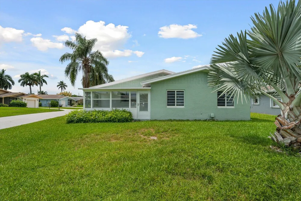 13826 Kaiser Trail Delray Beach, FL 33484