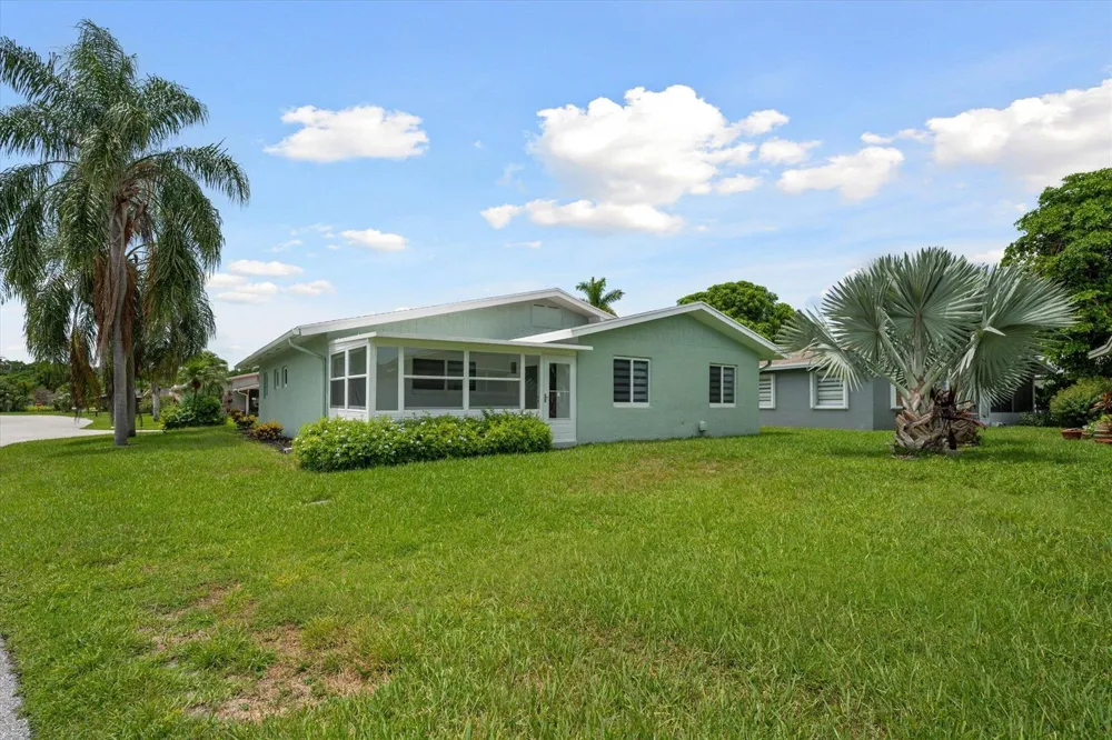 13826 Kaiser Trail Delray Beach, FL 33484