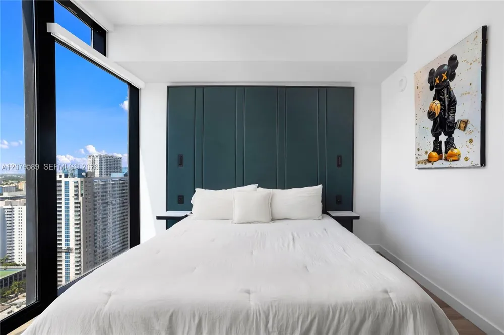 20 NE 11th St #3009 Miami, FL 33132