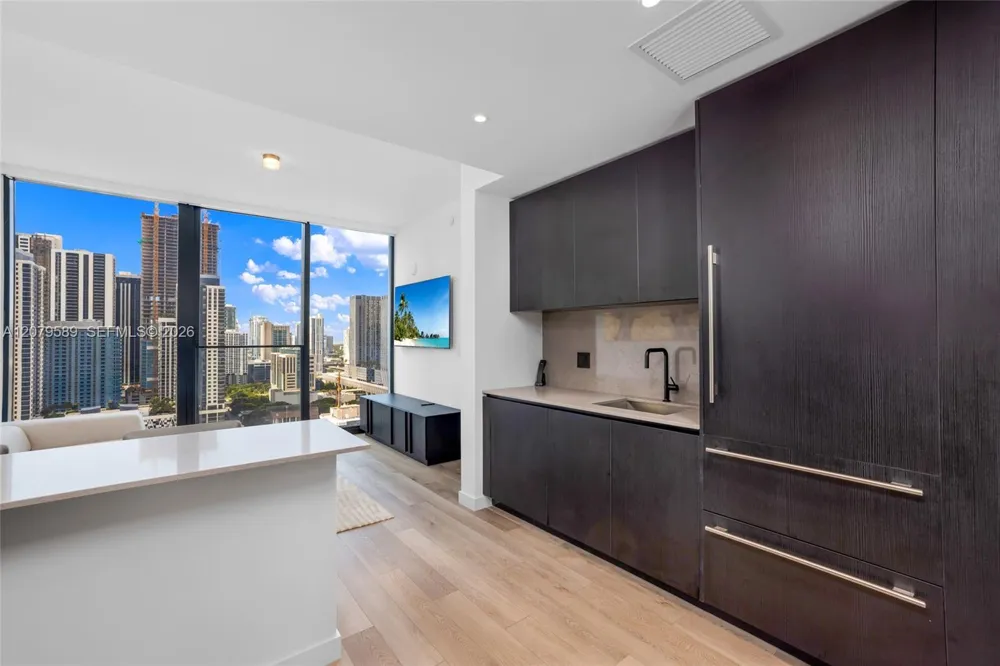 20 NE 11th St #3009 Miami, FL 33132